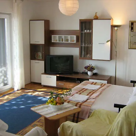 Appartement More *